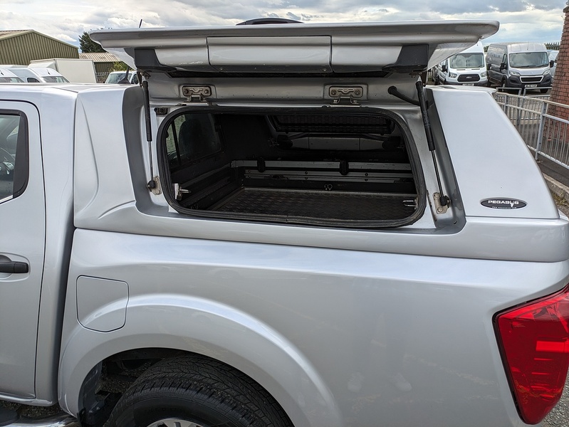 Nissan 2.3 dCi Acenta Pickup Double Cab 4dr Diesel Manual 4WD Euro 6 (s/s) (163 ps)