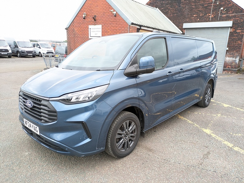 Ford 2.0 300 EcoBlue Limited Panel Van 5dr Diesel Manual L2 H1 Euro 6 (s/s) (136 ps)