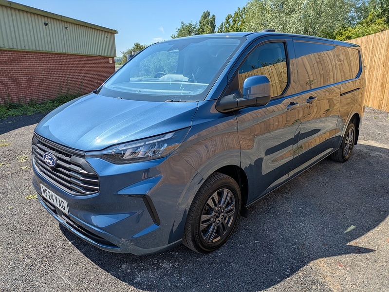 Ford 2.0 300 EcoBlue Limited Panel Van 5dr Diesel Manual L2 H1 Euro 6 (s/s) (136 ps)