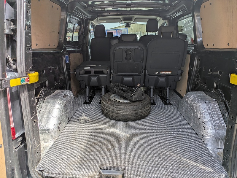 Ford 2.2 TDCi 270 Limited Panel Van 5dr Diesel Manual L1 H1 (186 g/km, 123 bhp)