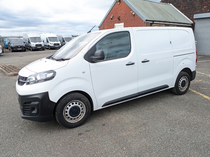 Vauxhall 1.5 Turbo D 2900 Dynamic Panel Van 6dr Diesel Manual L1 H1 Euro 6 (s/s) (100 ps)