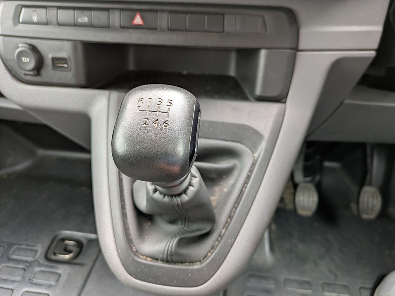 Vauxhall 1.5 Turbo D 2900 Dynamic Panel Van 6dr Diesel Manual L1 H1 Euro 6 (s/s) (100 ps)