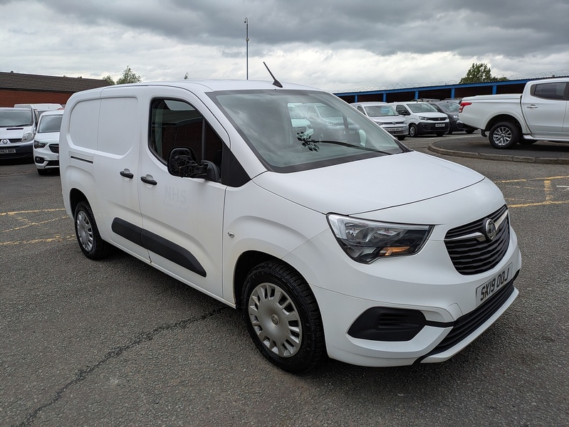 Vauxhall 1.5 Turbo D 2300 Sportive Panel Van 4dr Diesel Manual L2 H1 Euro 6 (s/s) (100 ps)