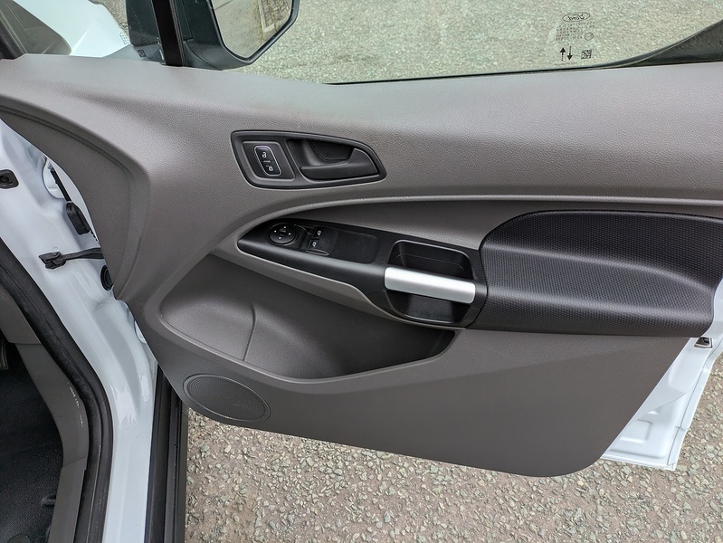 Ford 1.5 220 EcoBlue Trend Panel Van 5dr Diesel Auto L1 Euro 6 (s/s) (120 ps)
