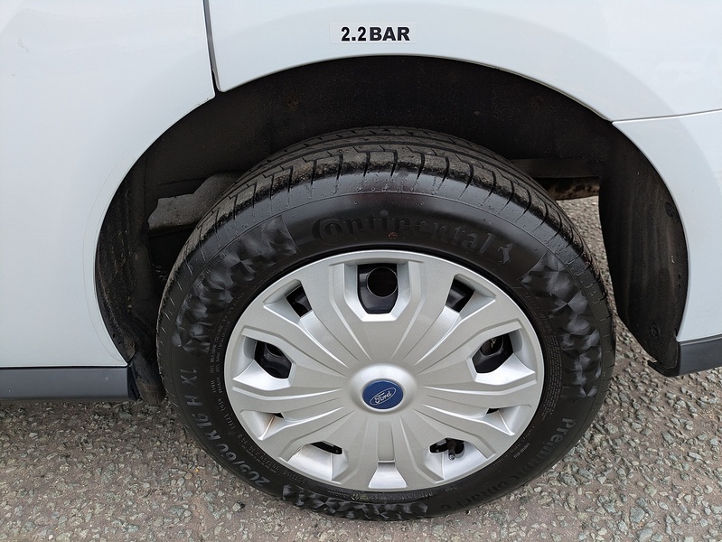 Ford 1.5 220 EcoBlue Trend Panel Van 5dr Diesel Auto L1 Euro 6 (s/s) (120 ps)