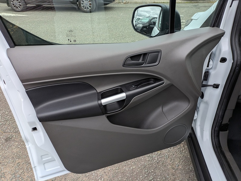 Ford 1.5 220 EcoBlue Trend Panel Van 5dr Diesel Auto L1 Euro 6 (s/s) (120 ps)
