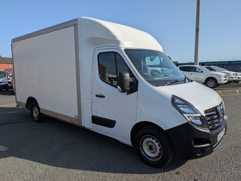 Vauxhall 2.3 CDTi 3500 BiTurbo Platform Cab 2dr Diesel Manual FWD L3 H1 Euro 6 (135 ps)