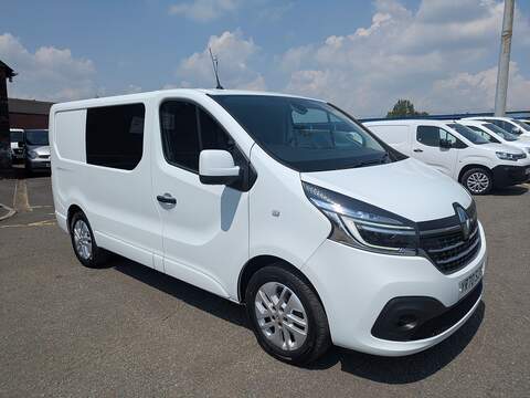 2.0 dCi ENERGY 28 Sport Nav Panel Van 5dr Diesel Manual SWB Standard Roof Euro 6 (s/s) (145 ps)