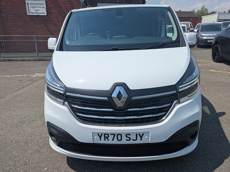 Renault 2.0 dCi ENERGY 28 Sport Nav Panel Van 5dr Diesel Manual SWB Standard Roof Euro 6 (s/s) (145 ps)