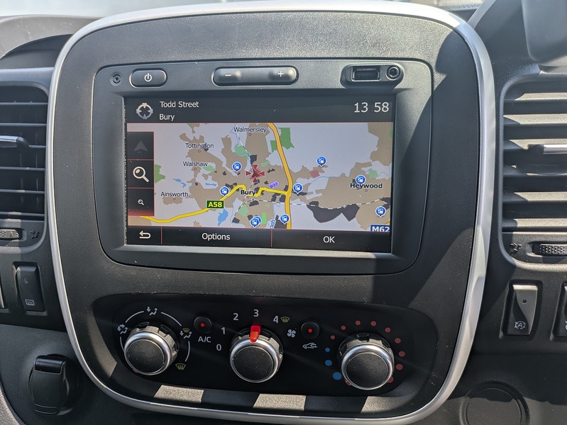 Renault 2.0 dCi ENERGY 28 Sport Nav Panel Van 5dr Diesel Manual SWB Standard Roof Euro 6 (s/s) (145 ps)