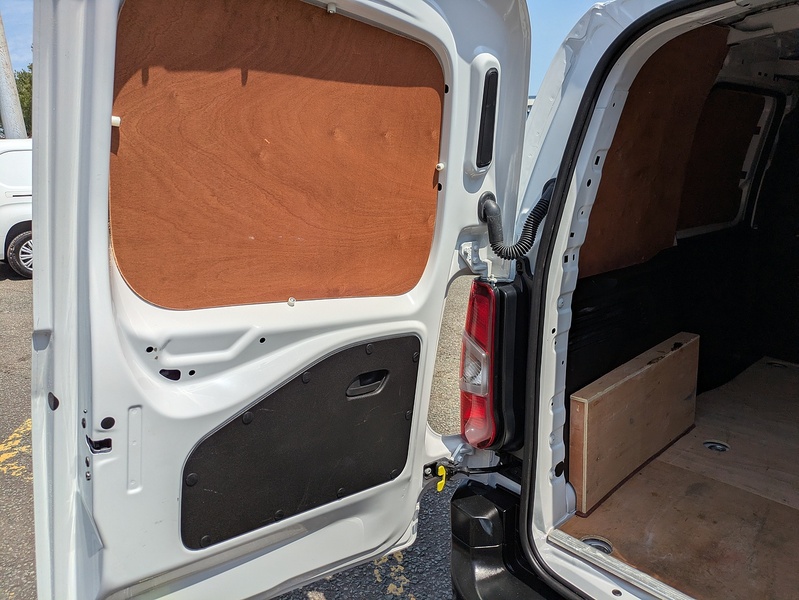 Citroen 1.5 BlueHDi 1000 Enterprise M Pro Panel Van 5dr Diesel EAT8 SWB Euro 6 (s/s) (130 ps)