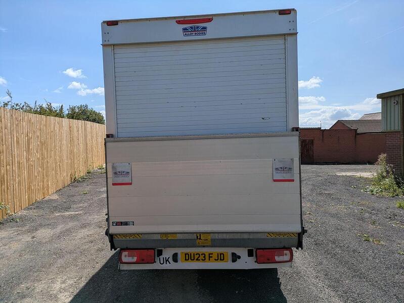 Volkswagen Crafter 2.0 TDI 140ps Luton Box Tail Lift