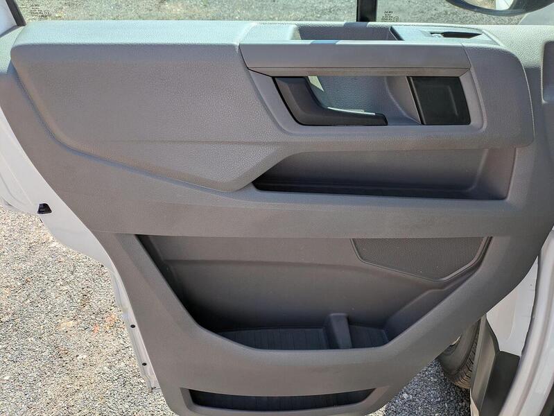 Volkswagen Crafter 2.0 TDI 140ps Luton Box Tail Lift