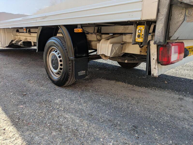 Volkswagen Crafter 2.0 TDI 140ps Luton Box Tail Lift