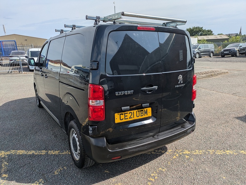 Peugeot 2.0 BlueHDi 1400 Professional Standard Panel Van 6dr Diesel Manual MWB Euro 6 (s/s) (120 ps)