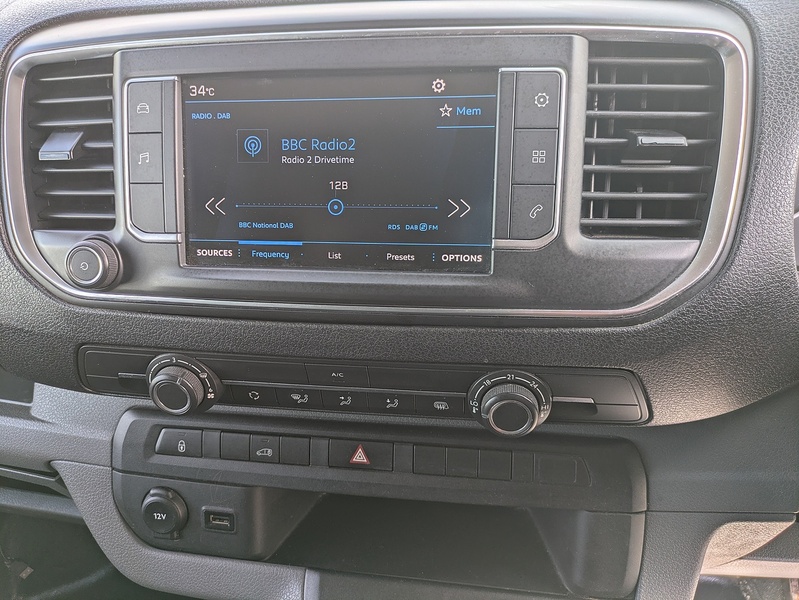 Peugeot 2.0 BlueHDi 1400 Professional Standard Panel Van 6dr Diesel Manual MWB Euro 6 (s/s) (120 ps)