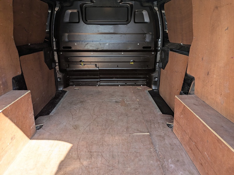 Peugeot 2.0 BlueHDi 1400 Professional Standard Panel Van 6dr Diesel Manual MWB Euro 6 (s/s) (120 ps)