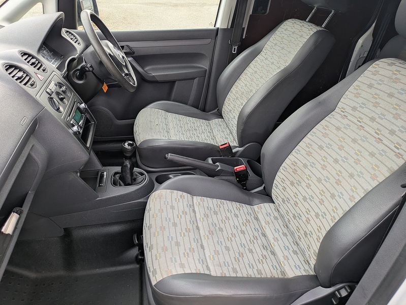 Volkswagen 1.6 TDi BlueMotion Tech C20 Maxi Panel Van 5dr Diesel Manual FWD (136 g/km, 101 bhp)
