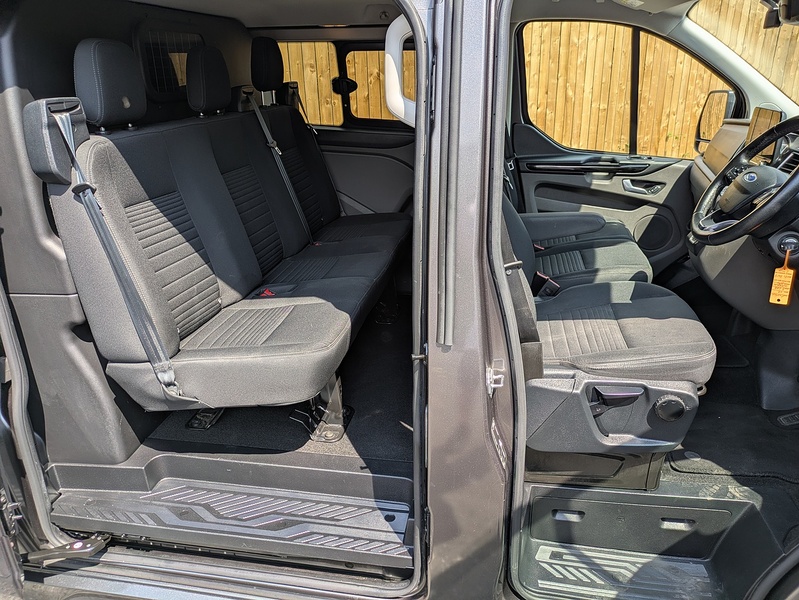 Ford Transit Custom DCIV 320 L2 LTD 130PS ECO  6 SP  DCIV 2.0 Auto Diesel