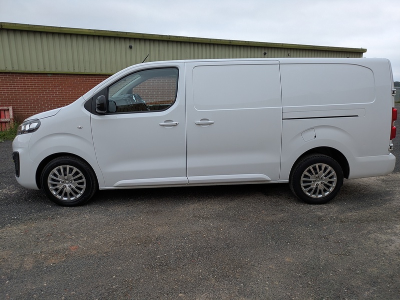 Vauxhall 1.5 Turbo D 2900 Pro Panel Van 6dr Diesel Manual L2 H1 Euro 6 (s/s) (100 ps)