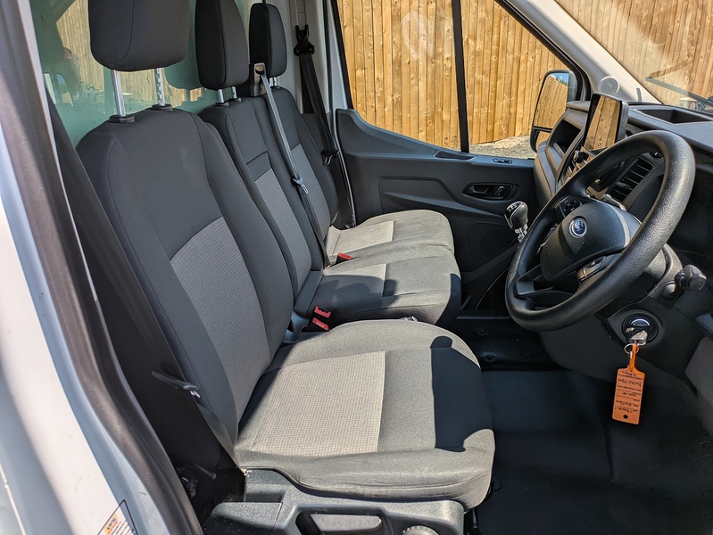 Ford 350 EcoBlue Leader 2.0 2dr Luton Tail Lift Manual Diesel