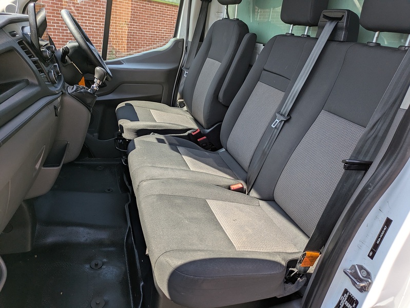 Ford 350 EcoBlue Leader 2.0 2dr Luton Tail Lift Manual Diesel