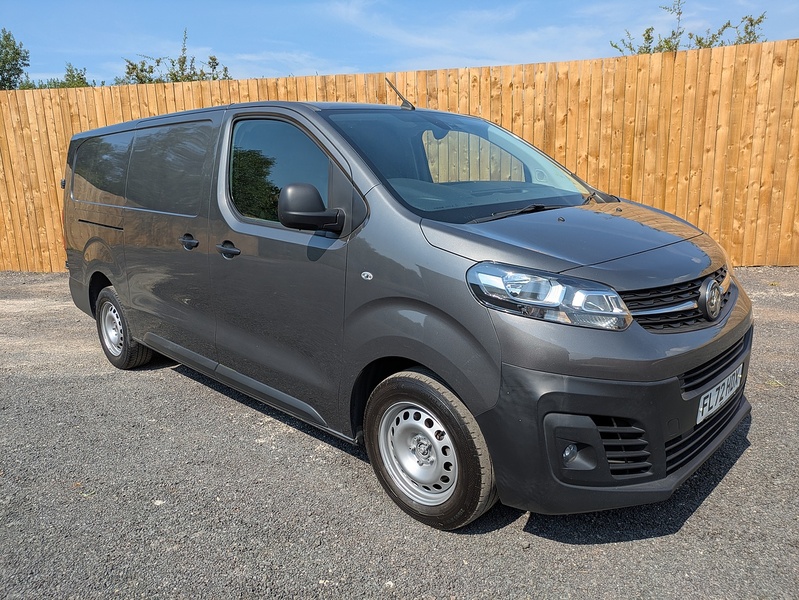 Vauxhall 2.0 Turbo D 3100 Dynamic Panel Van 6dr Diesel Auto L2 H1 Euro 6 (s/s) (145 ps)