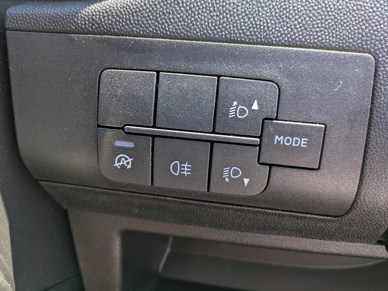 Peugeot 2.2 BlueHDi 335 Professional Premium + Panel Van 5dr Diesel Manual L3 H2 Euro 6 (s/s) (140 ps)