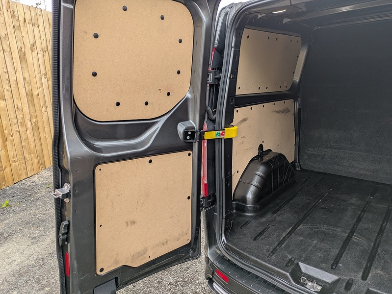 Ford 2.0 300 EcoBlue Limited Panel Van 5dr Diesel Manual L2 H1 Euro 6 (s/s) (130 ps)