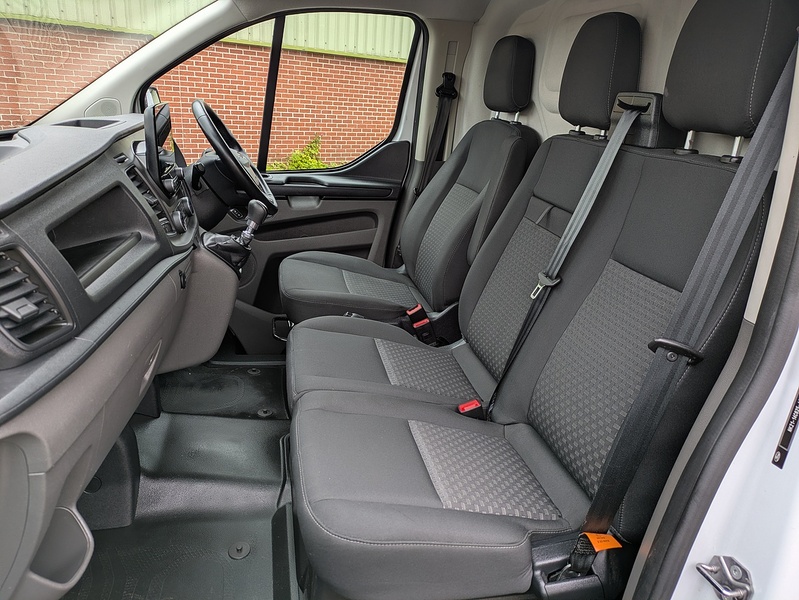 Ford 2.0 300 EcoBlue Trend Panel Van 5dr Diesel Manual L2 H1 Euro 6 (s/s) (105 ps)