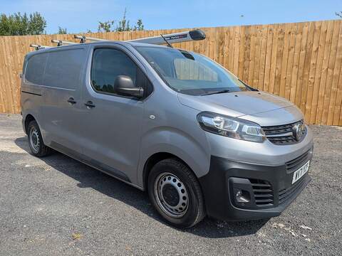 1.5 Turbo D 2900 Edition Panel Van 5dr Diesel Manual L1 H1 Euro 6 (s/s) (100 ps)