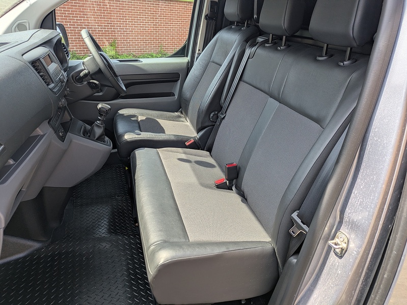 Vauxhall 1.5 Turbo D 2900 Edition Panel Van 5dr Diesel Manual L1 H1 Euro 6 (s/s) (100 ps)