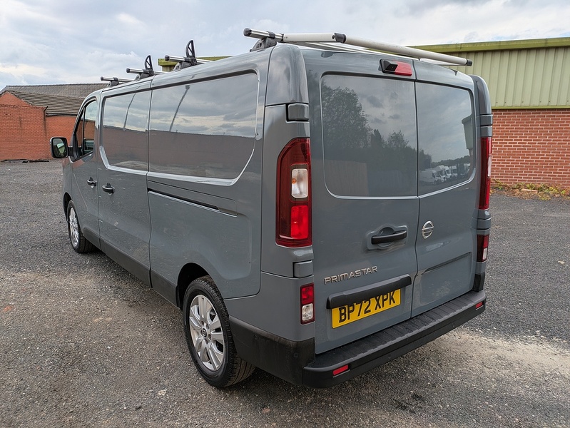 Nissan Primastar 2.0 dCi 30 Tekna L2 H1 Euro 6 (s/s) 5dr