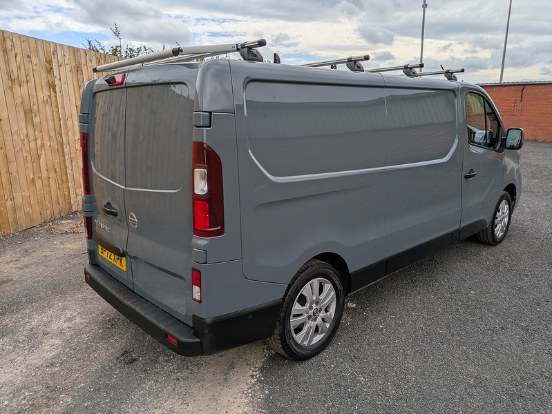Nissan Primastar 2.0 dCi 30 Tekna L2 H1 Euro 6 (s/s) 5dr