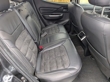 2.2 DI-D DC Barbarian X Pickup Double Cab 4dr Diesel Auto 4WD Euro 6 (s/s) (150 ps)