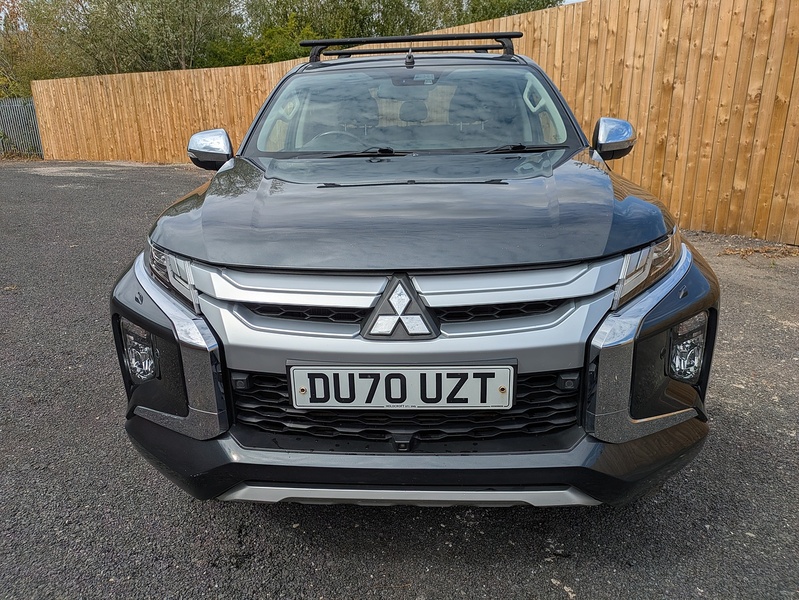 Mitsubishi L200 2.2 DI-D DC Barbarian X Auto 4WD Euro 6 (s/s) 4dr