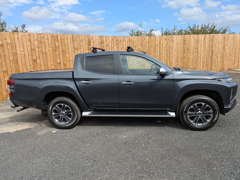 Mitsubishi L200 2.2 DI-D DC Barbarian X Auto 4WD Euro 6 (s/s) 4dr