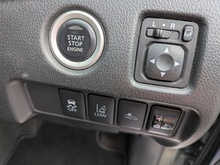 L200 2.2 DI-D DC Barbarian X Auto 4WD Euro 6 (s/s) 4dr