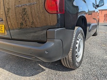 1.5 BlueHDi 1000 Professional Standard Panel Van 5dr Diesel EAT8 SWB Euro 6 (s/s) (130 ps)
