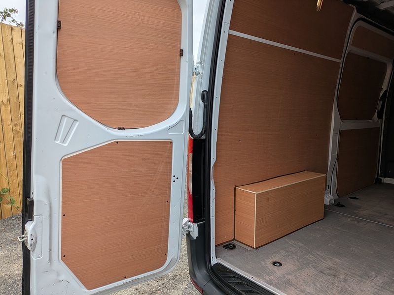 Mercedes-Benz 2.0 315 CDI Progressive Panel Van 5dr Diesel Manual FWD L2 H2 Euro 6 (s/s) (150 ps)