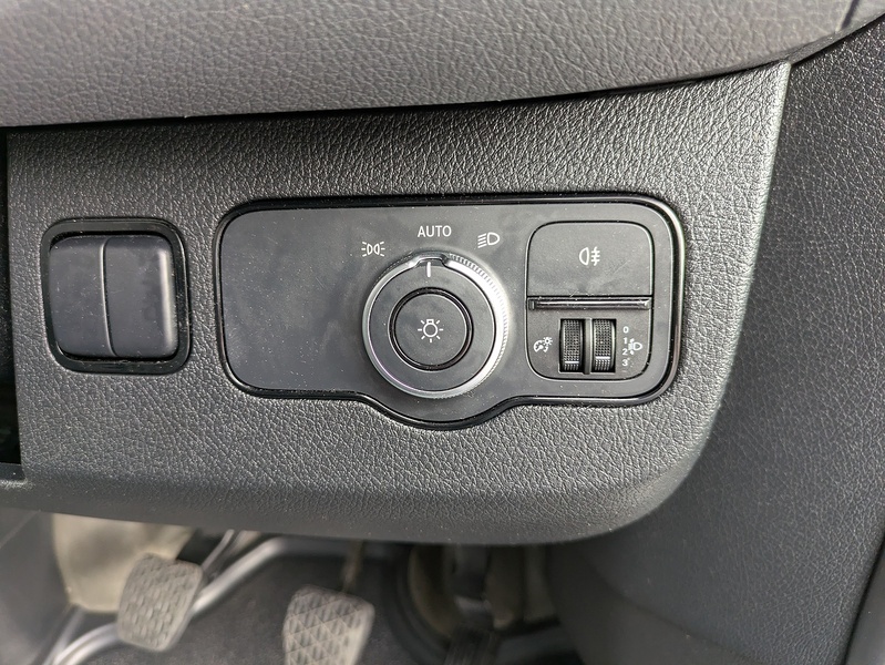 Mercedes-Benz 2.0 315 CDI Progressive Panel Van 5dr Diesel Manual FWD L2 H2 Euro 6 (s/s) (150 ps)