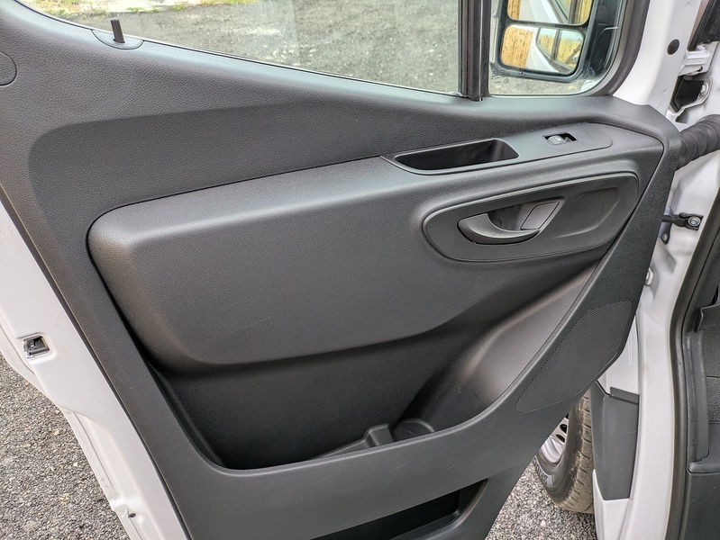 Mercedes-Benz 2.0 315 CDI Progressive Panel Van 5dr Diesel Manual FWD L2 H2 Euro 6 (s/s) (150 ps)