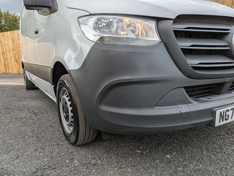 Mercedes-Benz 2.0 315 CDI Progressive Panel Van 5dr Diesel Manual FWD L2 H2 Euro 6 (s/s) (150 ps)