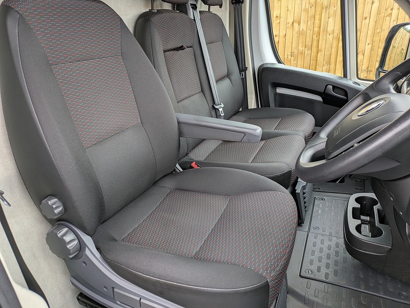Citroen 2.2 BlueHDi 35 Enterprise Edition Panel Van 5dr Diesel Manual L3 High Roof Euro 6 (s/s) (140 ps)