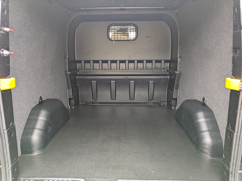 Ford 2.0 320 EcoBlue Limited Crew Van Double Cab 5dr Diesel Manual L2 H1 Euro 6 (s/s) (185 ps)