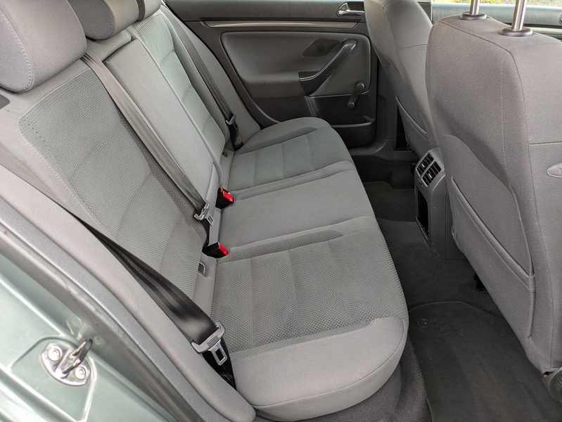 Volkswagen 1.9 TDI SE Hatchback 5dr Diesel Manual (143 g/km, 103 bhp)
