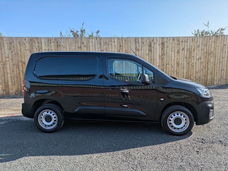 Citroen 1.5 BlueHDi 1000 Enterprise Edition M Panel Van 5dr Diesel Manual SWB Euro 6 (s/s) (100 ps)