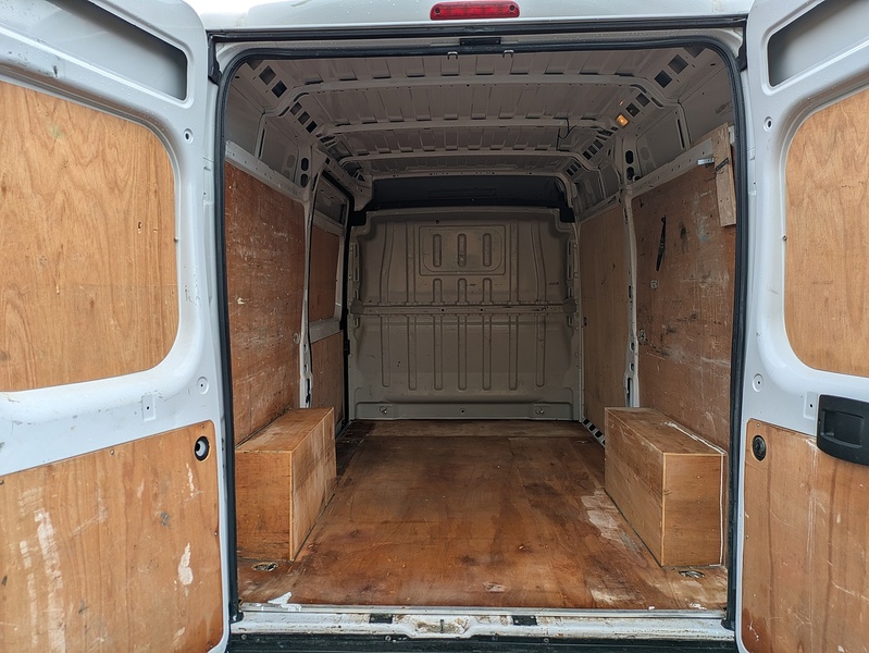 Peugeot 2.2 BlueHDi 335 Professional Premium + Panel Van 5dr Diesel Manual L2 H2 Euro 6 (s/s) (140 ps)