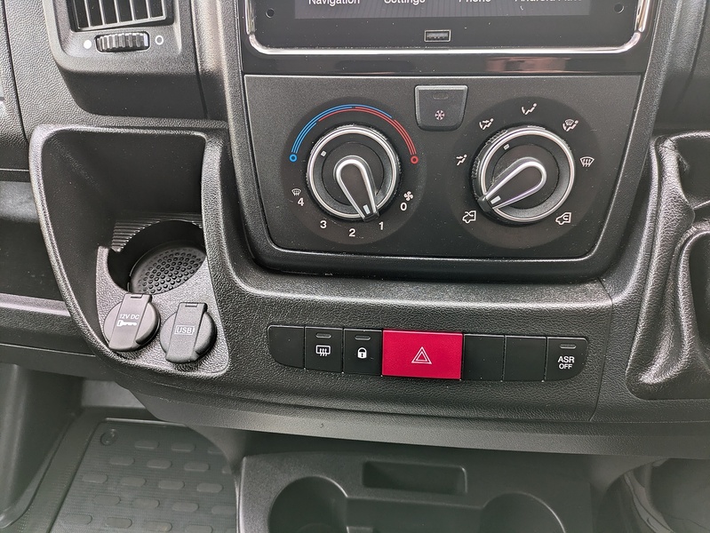 Peugeot 2.2 BlueHDi 335 Professional Premium + Panel Van 5dr Diesel Manual L2 H2 Euro 6 (s/s) (140 ps)