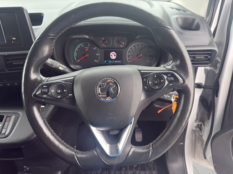 Vauxhall Combo Electric 2300 50kWh Dynamic Auto L1 H1 5dr (7.4kW Charger)